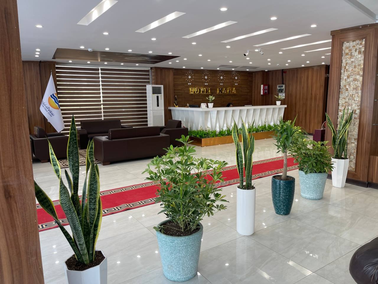 نمای ظاهری هتل کارا 